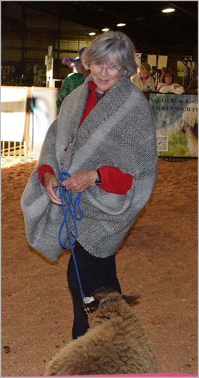 Cheryl Gipe�s Shetland wool versatile woven wrap. Photo: Peggy Lundquist.